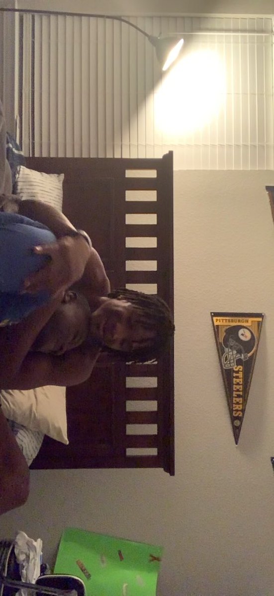 Jayyfameee's tweet image. I love you Bestfriend you in a better place imma do it for you 💯#flyhightre