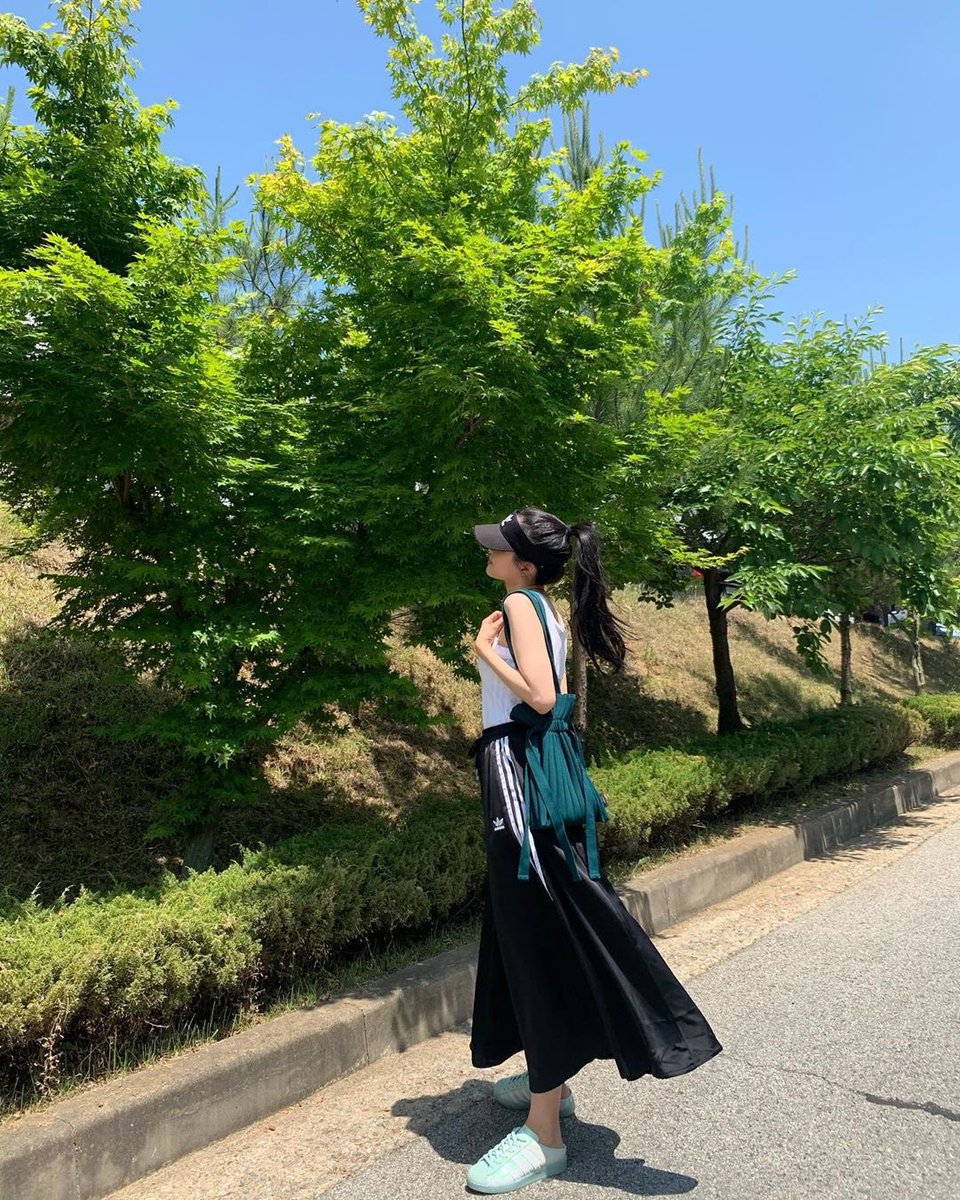 naeunddal's tweet photo. 📌( 2020년 06원 09일 ) @ 나은의 인스타

“🌿”

#나은딸 https://t.co/Hg34Aohnjn