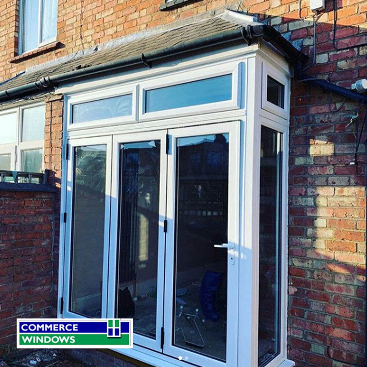 CommerceW's tweet photo. This #BifoldDoor was incorporated into a bay window in Northampton.
Doors like these are of great benefit as they maximise natural light in a property and require low maintenance.
#BayWindow #UPVCWindows #UPVCBifoldDoors #Veka #FlushDoors #CrystalDirect #CWGChoices https://t.co/F2IRMVFvrR
