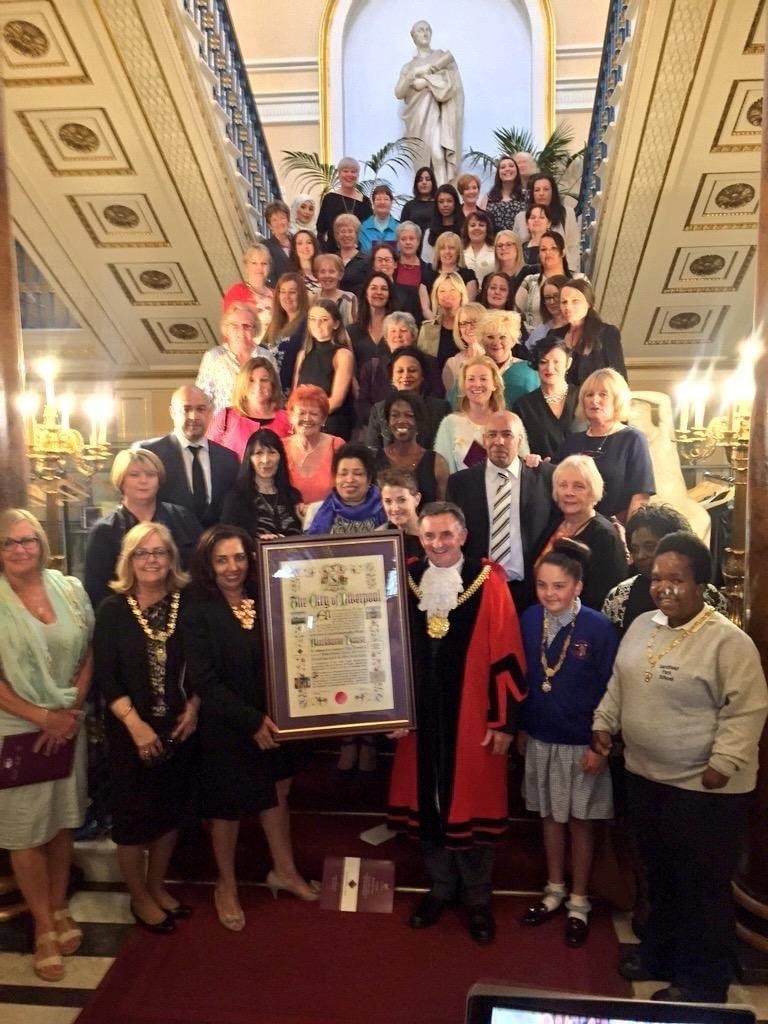 Five years ago @BlackburneHouse was awarded the Freedom of the City of Liverpool. It was the best of days & I thought I was going to burst with pride. Love this photo xx