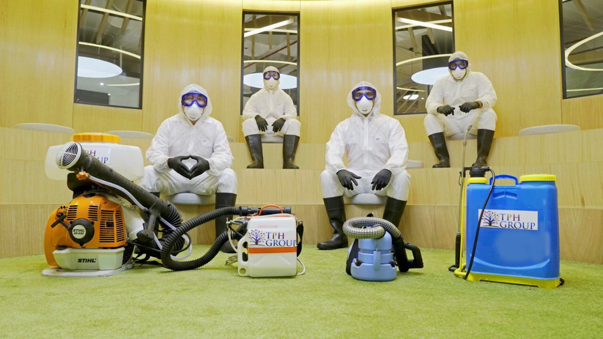 ThePerfectHelp's tweet photo. At a time when everything seems #Covid_19 oriented, it’s good to get back to more #detailcleaning. On the road to complete another high level dust down. Call 800-PERFECT to avail the best #disinfectant-service.  #we_are_all_responsible #deepcleaning #theperfecthelp #mydubai #uae https://t.co/JAjwNger55
