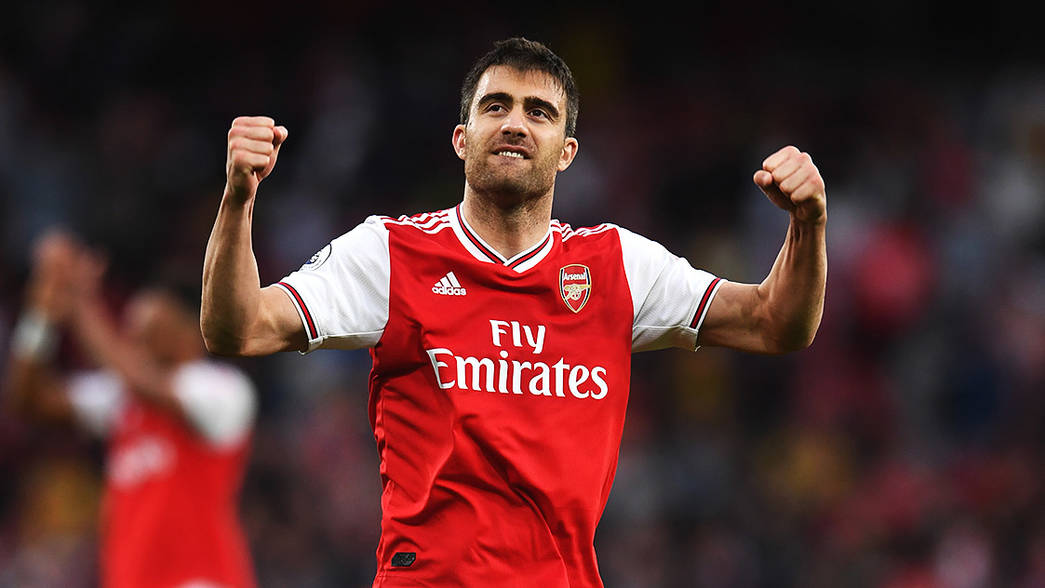 Happy 32nd Birthday to Arsenal centre-back Sokratis Papastathopoulos. 