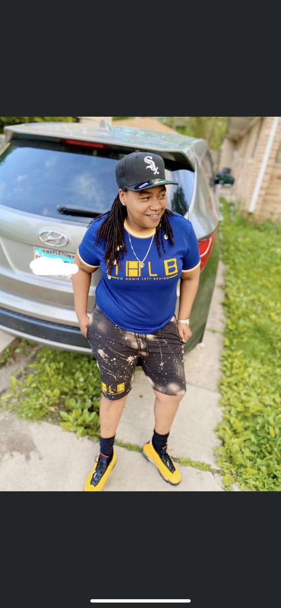 NHLB18's tweet photo. When you Have Your Own 🩸🩸🩸Clothing Line⚡️⚡️⚡️ #NOHOMIELEFTBEHIND #NHLB #URBANWEAR #CHICAGOLINE #SOXHATISAMUST #RETWEET #RETWEET https://t.co/uydQFWr0x1