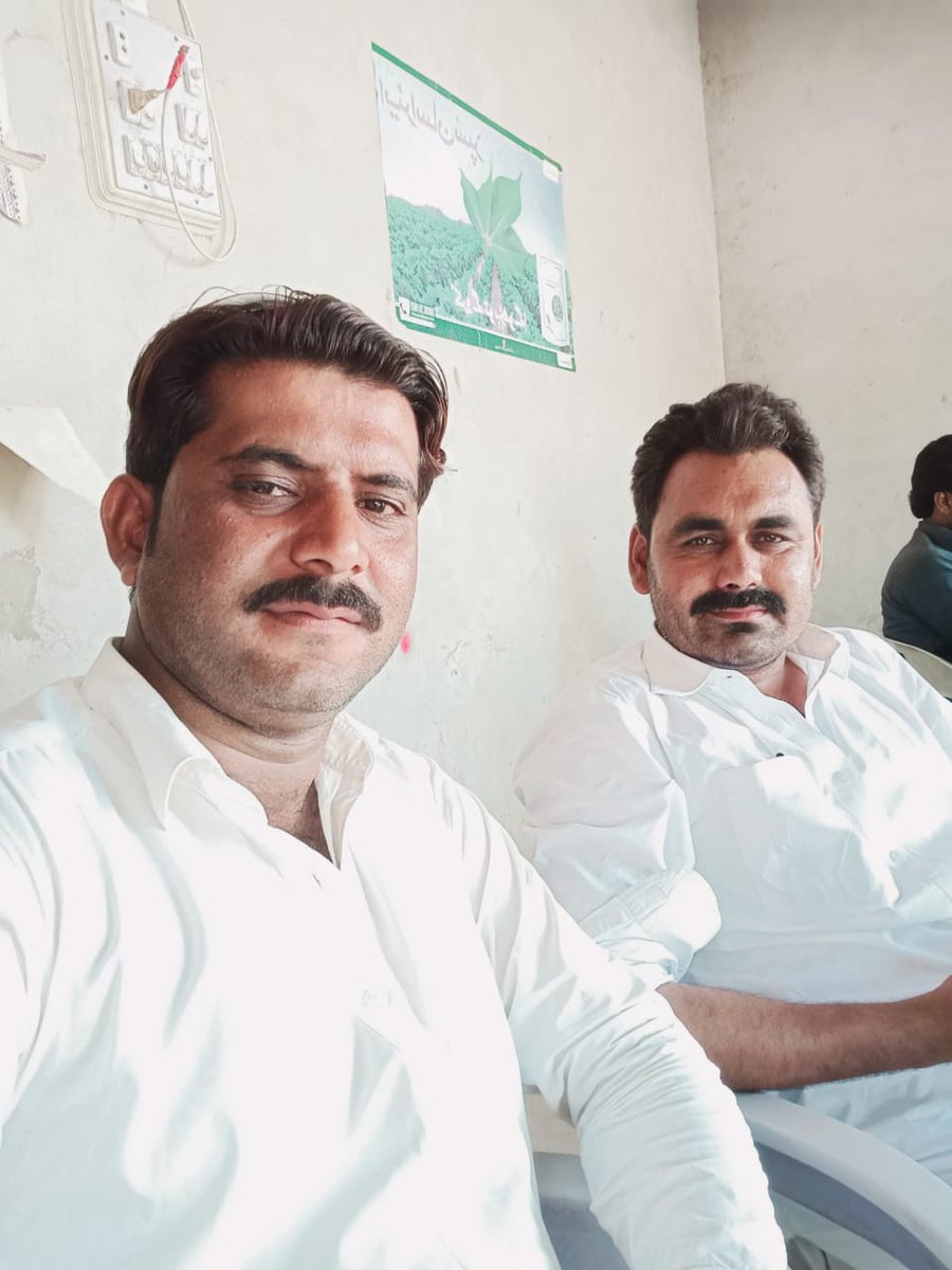 JanMuhammadKaly's tweet photo. @shahnaw59323803 قاضي احمد 
لوکل سودخورون ني قاضي احمد عوام کو کنگال کر ديا هي ۔جس که باعث لوکل سوشل ورکرون ني سود متاثرين کي مدد که لئي لوکل اتحاد قائم کر که متاثرين کي مدد کرنا شروع کر دي ۔ اعلي حکام کو بهي متاثرين کي مدد که لئي اپيل کر دي https://t.co/5FmUByOh0p