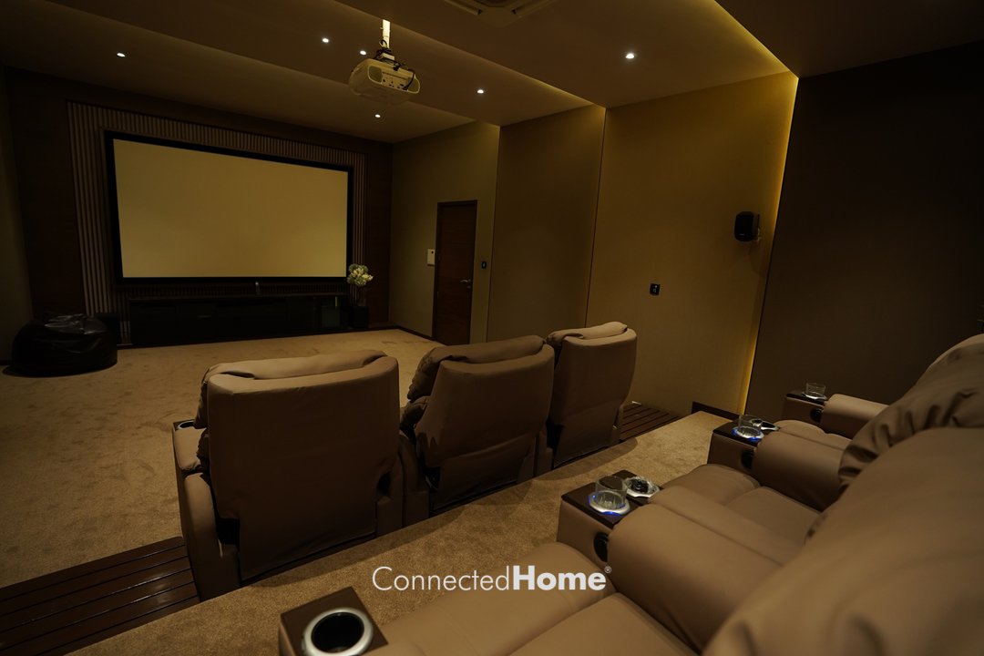 ConnectedHomeIn's tweet image. Custom Theater
The complete movie theater experience in your home
From detail to dynamics, and from pinpoint accuracy to a seamless, enveloping sound-field, a ConnectedHome Custom Theater brings your movies to life. #hometheater #homeautomation #minitheater #customtheater