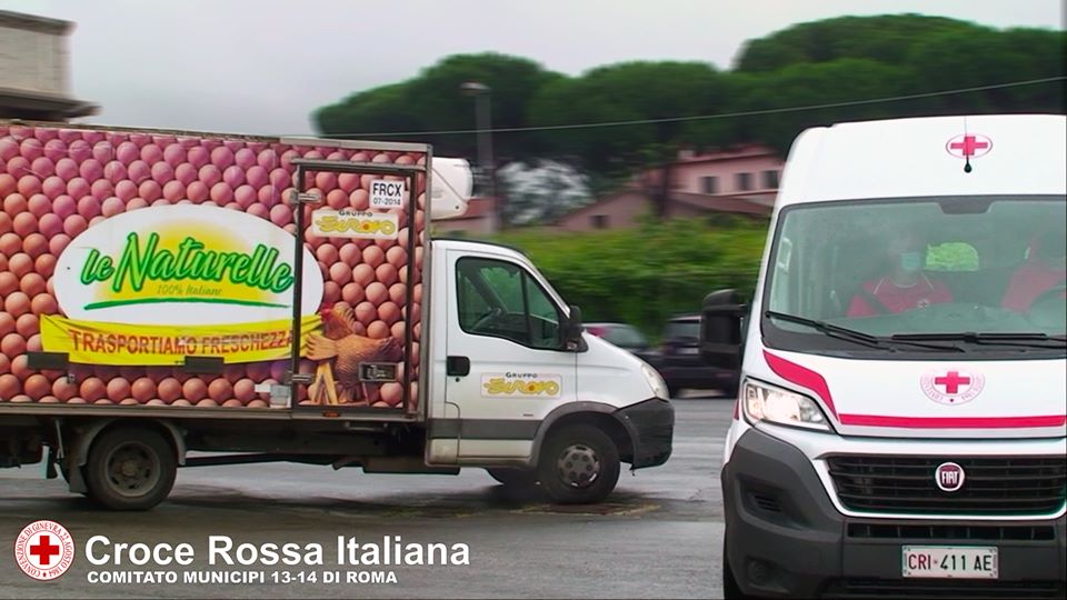 Siamo orgogliosi di comunicarvi una nuova iniziativa che ci sta a cuore: per tutto il mese di giugno consegneremo alla <a href="/crocerossaroma/">Croce Rossa Roma</a> dei municipi 13 e 14 di Roma circa 30.700 uova le Naturelle Km0 per supportare le famiglie in difficoltà della Capitale.
