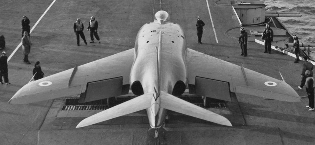 tempest_books's tweet photo. Supermarine's Scimitar doesn't get enough credit for being one of the best-looking 1950s aircraft! https://t.co/sFEJwXJsRt