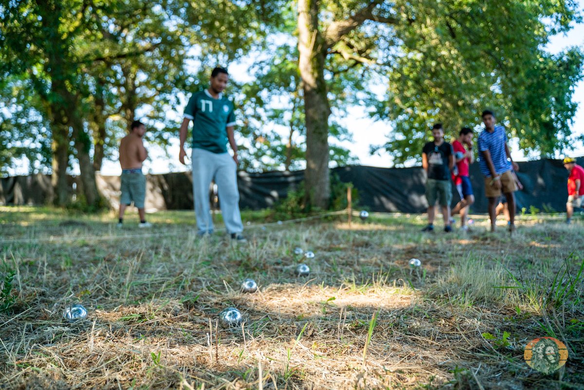 SunSkaFestival's tweet photo. Aujourd'hui c'est sondage ! 🤔
Vous êtes plutôt pétanque ou mölkky ? Entraînez-vous pour l'année prochaine 🤪
📷 Nico Pulcrano
#SunSkaSoonCome #Chill #SunSkaExpérience #SunSkaLife https://t.co/gt7gRNdgTl