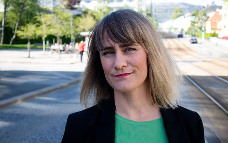 Fra #bergen til #oslourbanarena 2020: Vi må snakke om Dokken! Laura Ve er programleder for utviklingsarbeidet på #dokken.⚓️Det bergenske havneområdet på vel 250 dekar gir enorme muligheter når området skal transformeres fra dagens godshavn til å bli en fremtidsrettet bydel.