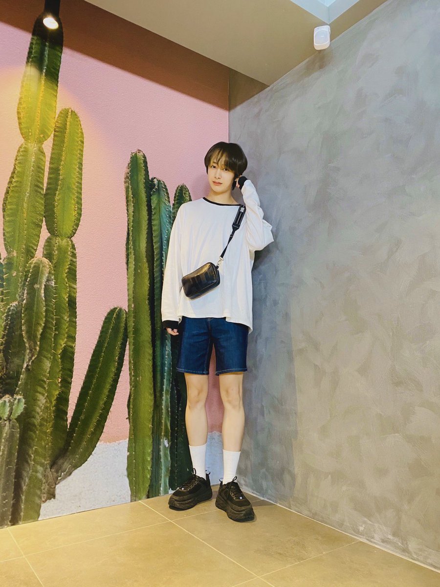 OfficialMONSTAX's tweet photo. [#형원] 안녕 몬베베 https://t.co/xsofYFWtYe