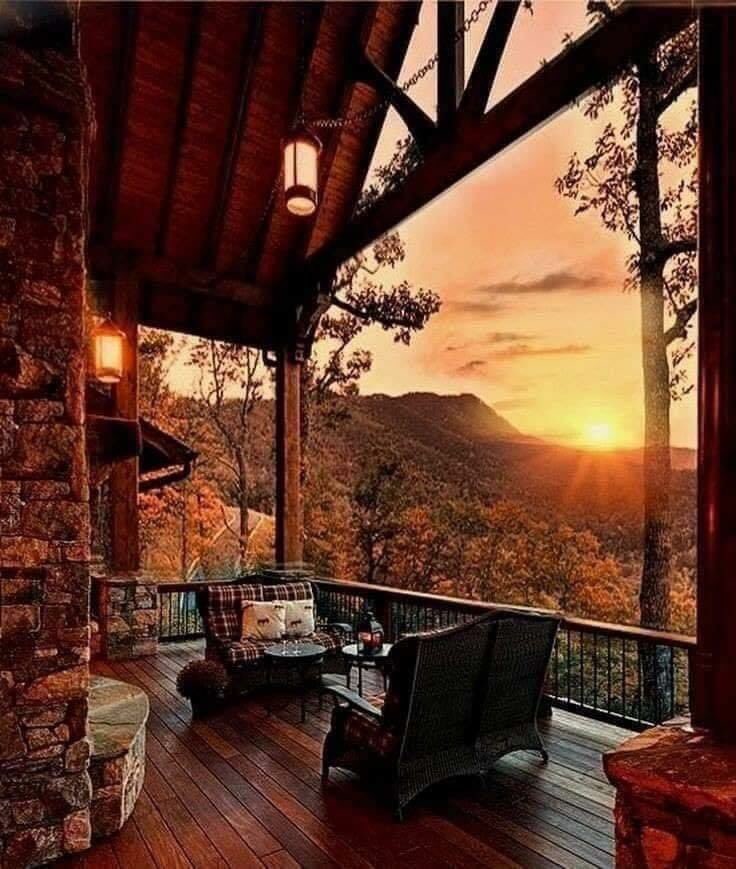 أياليتٙ صباحٙنا يفتح جفنٙيهِ عٙلى رِسالٙة مِن خُيوط الشّمسِ و رائحٙة الوٙرد و فِنجان قٙهوة 
سُكرُها من نُحِب النفس تميل لمن يُشبهها والقلب يميل لمن يدخله دون إستئذان ،والله يُوزع مَحبته بين البشر كَيفما يَشاء ؛ والأرواح_علىٰ_أشكالها_تَقـع 

#صبـاحٖكُم_أشيـآء_جميـلة_كأليـاسمٰين 😊