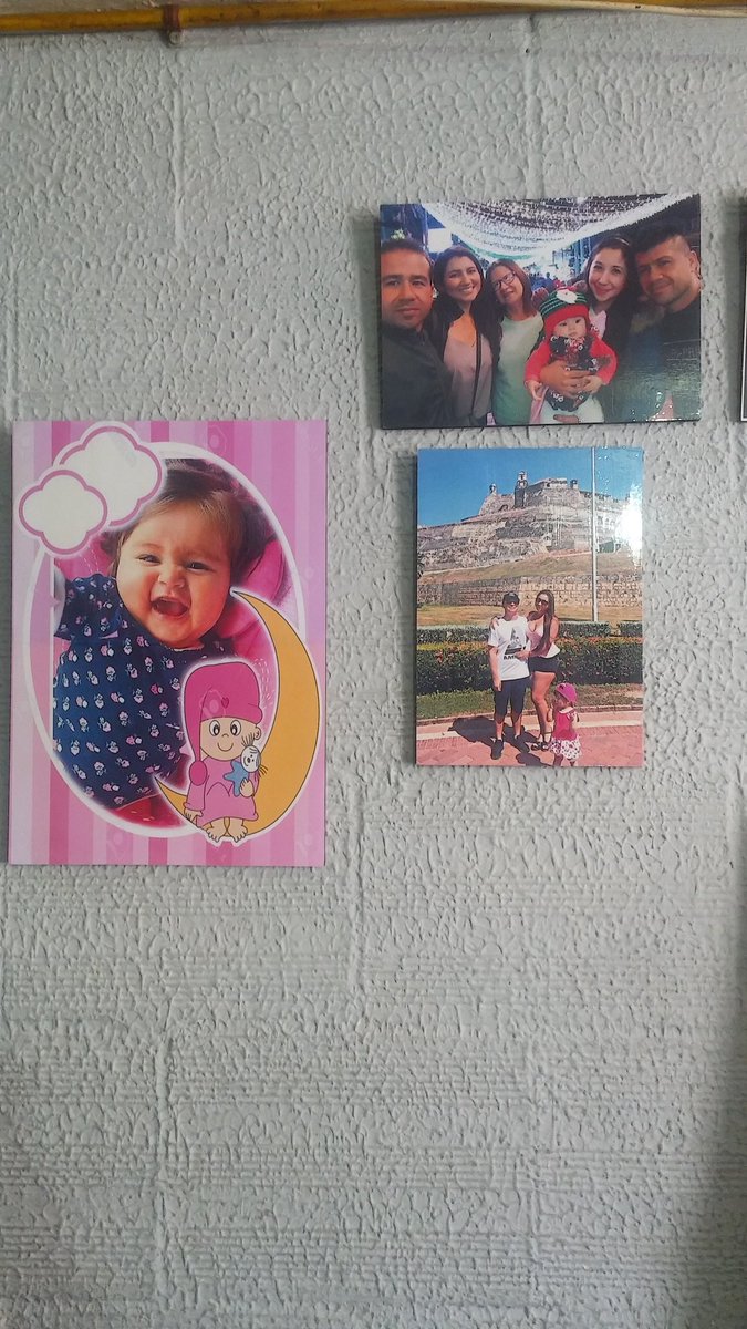 juancho150's tweet photo. Amigos, hemos iniciado un proyecto productivo artesanal, se trata de #retablos y #cuadros fotograficos personalizados, tambien hacemos #tripticos y manejamos muchos tamaños, este ha sido nuestro emprendimiento a causa de la epidemia ya que soy diseñador grafico. https://t.co/pbh02rok4A