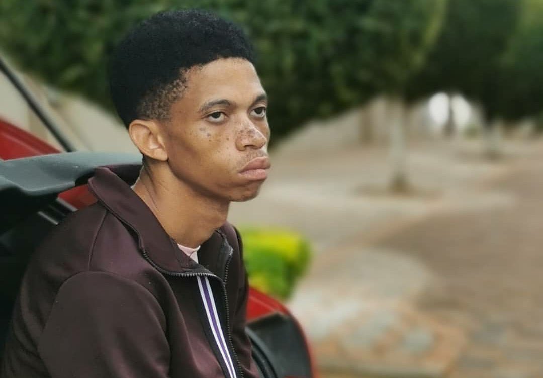 Celebrities that block you when raising a valid point #AnnoyingThingsOnTwitter