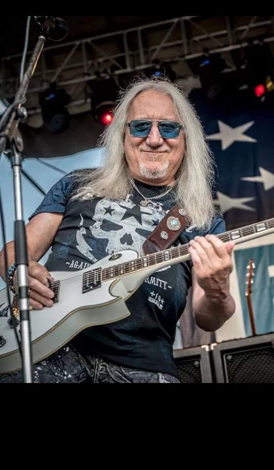 Happy Birthday to Mick Box, 73 today 