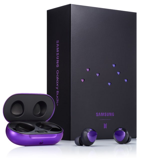 BTSPoland's tweet photo. 200609 Od 9 lipca dostępne będą nowe produkty stworzone we współpracy BT5 z firmą Samsung 

Eva @ Bangtan Boys Poland
via @BTSPublicity https://t.co/Ghi21g8udF