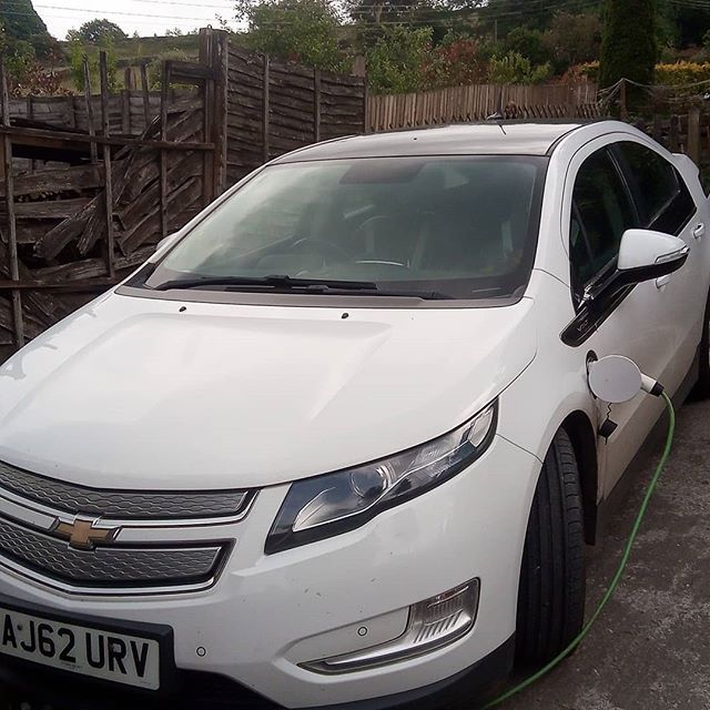 BentleyBrewCo's tweet photo. Delivery vehicle back up and charging thanks to etechmidlands. Top job from the guys over there, definitely recommend! Charged using 100% renewable electricity makes us the greenest #BeerDeliveryService out there we reckon! https://t.co/X6Rhgis2Hz