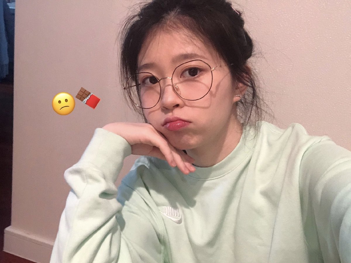 yizhiCL's tweet photo. 開學了好忙呀|•'-'•)و✧ https://t.co/Is3ckIJJ2V