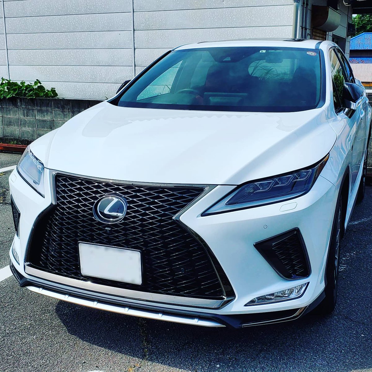 Csk 新型レクサスnx買った人 レクサスrx マツダcx 8 個人的な見解です 前期のrx 満足度はかなり高かったのですが外観ではグリル形状だけはしっくり来ず Fスポはまだメッシュグリルや専用パーツで軽減されてましたが ノーマルグリルは 角度によって