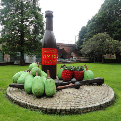 there is one good statue in the UK and that is the vimto monument in manchester