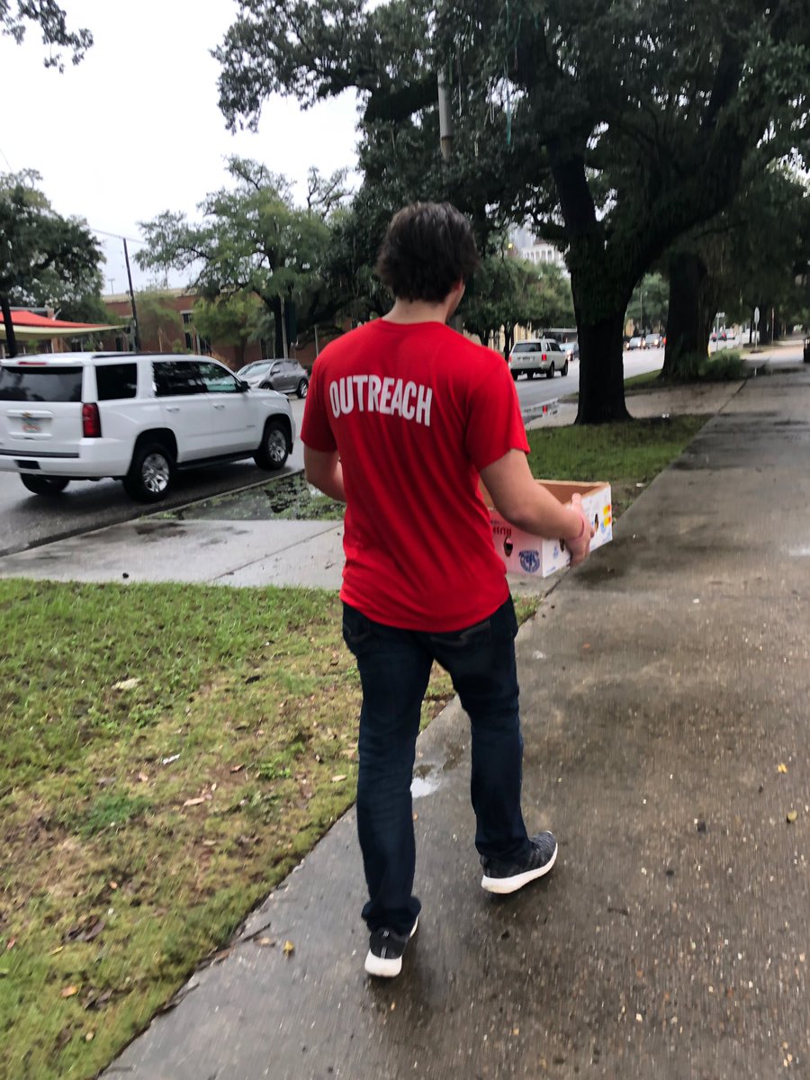 housingfirstinc's tweet photo. Housing First’s Community Outreach Team continues to serve persons in the community experiencing homelessness. See our outreach location schedule on our Facebook page at https://t.co/tJsYcP0XIl https://t.co/NCUAWGoPJ7