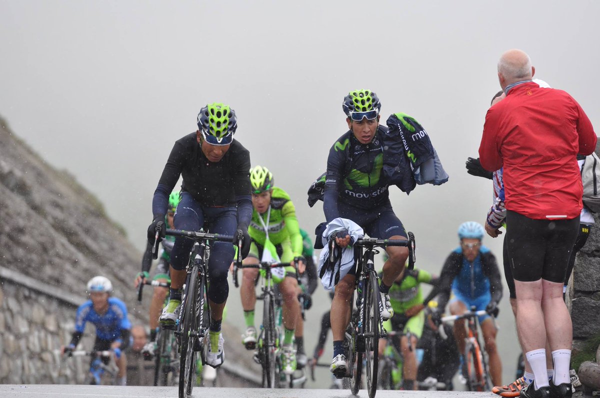 RouteOccitanie's tweet photo. ⏪ - #RDS2016
Il neige au sommet du Tourmalet ! 🌨😱 https://t.co/BI5zIyysZW