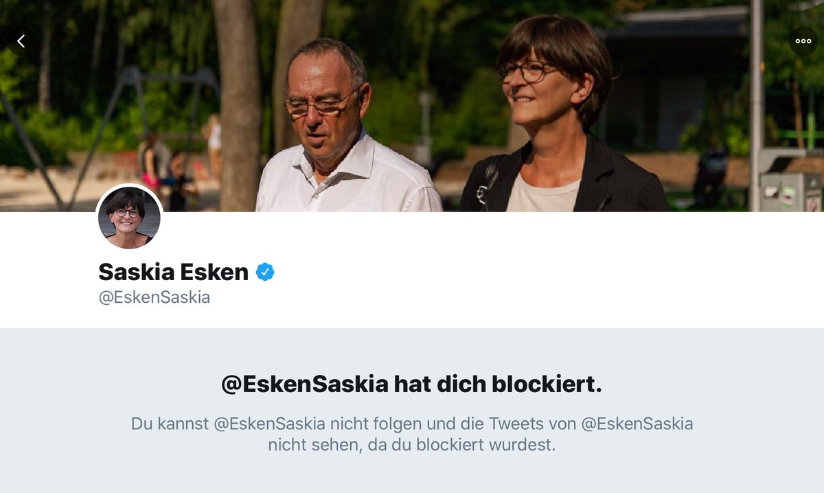 Normverbraucher's tweet image. Für den Fall, dass die abgebrochenen Weiterbildungsmaßnahmen von Frau @EskenSaskia, in Verbindung mit der #Kompetenzsimulation stehen, .....

Also, noch viel Spaß im Marianengraben des Niveaus.