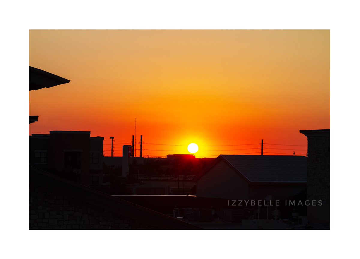 🎶The sun don’t shine without you🎶 #sun #sunset #sky #art #photooftheday #tuesday #vibes #summer #2020 #silhouette #photography #dslr #outdoors #outside #trending #nature #beauty #popular #lockdown #quarantine