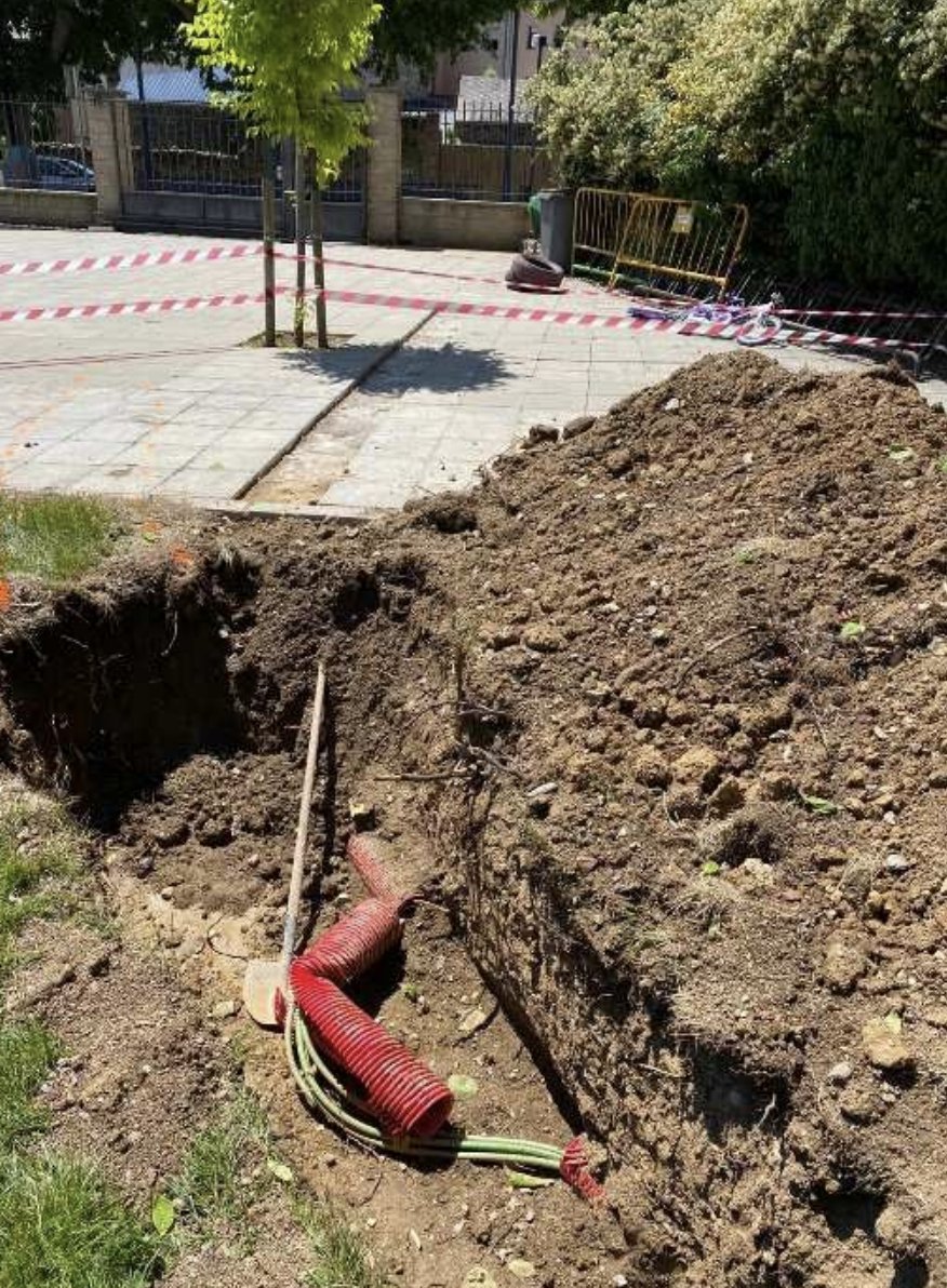 Promo_Economica's tweet photo. La @DiputacioLleida i l'@ajlaseu promouen les obres 🚧 per dotar de calefacció renovable amb biomassa ♻️🌲🪵 el Centre Cultural de les Monges i del CEIP Pau Claris de #LaSeuUrgell en el projecte #FOREST4LOCAL del programa #FEDER #FonsUECat https://t.co/JYKipp47st