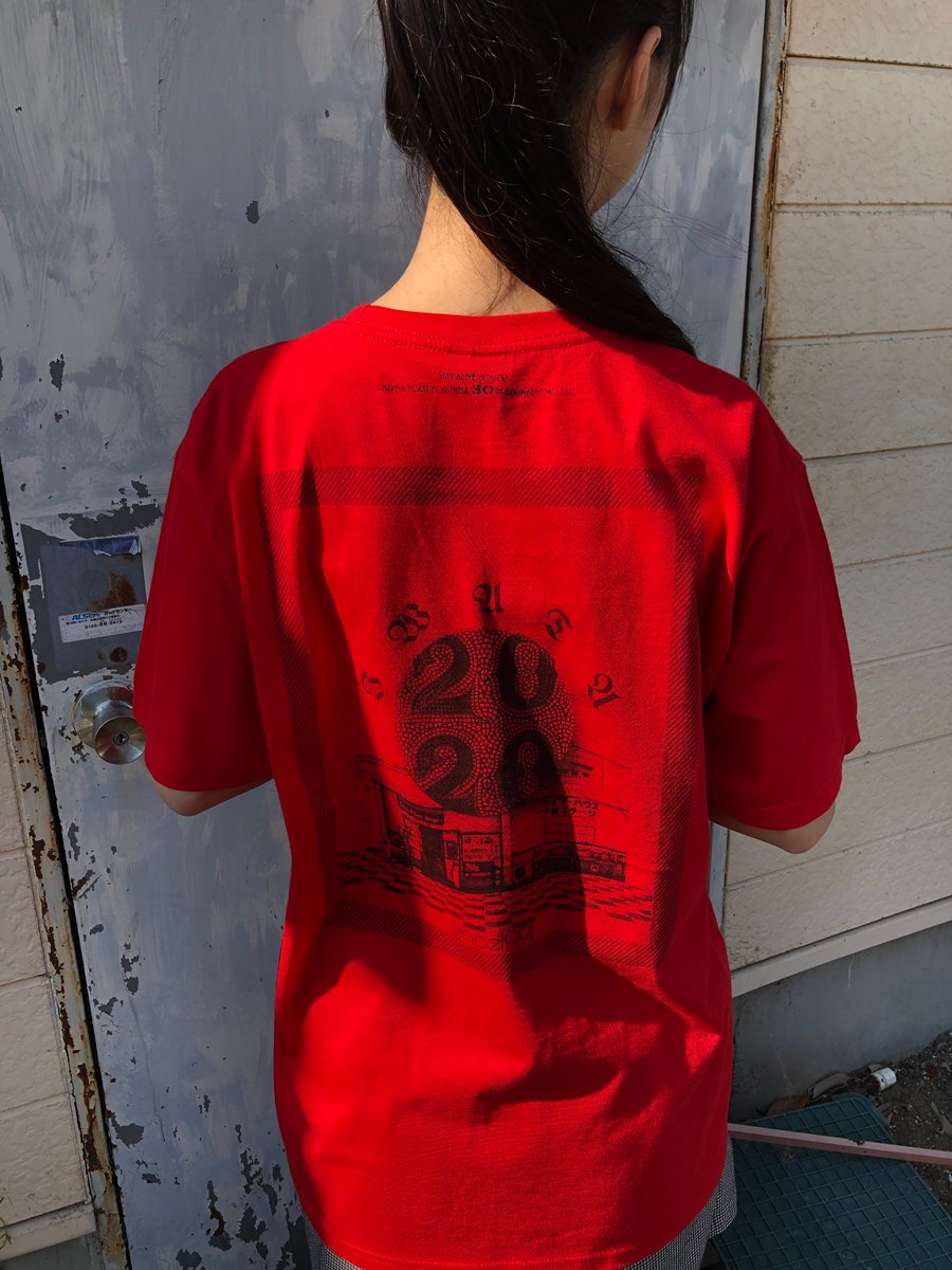 FMSTAGE_IWATA's tweet photo. [FMSTAGE30周年記念第一弾T-shirt販売開始！]

来年30歳の誕生日を迎えるFMSTAGE！
記念して、少々フライングですがT-shirtを作成致しました！！
受注生産となりますので、6/20迄の注文受付！
そして隣古着屋GRAMにて、在庫少数ですが先行販売！

是非チェック願います！！
https://t.co/nMILfajScy https://t.co/47QdxdibZb