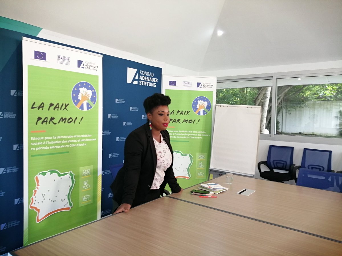desiree_deneo's tweet photo. Atelier de formation des journalistes
J7 : L'utilisation des nouveaux médias en période électorale par le professionnel des médias.
Experte : @delaurenesmon
#PPMciv
#RAIDHCIV
#kas4democracy
#UEenCI
@zoromag1 @PlumeSincere https://t.co/UYFSYOfCvk