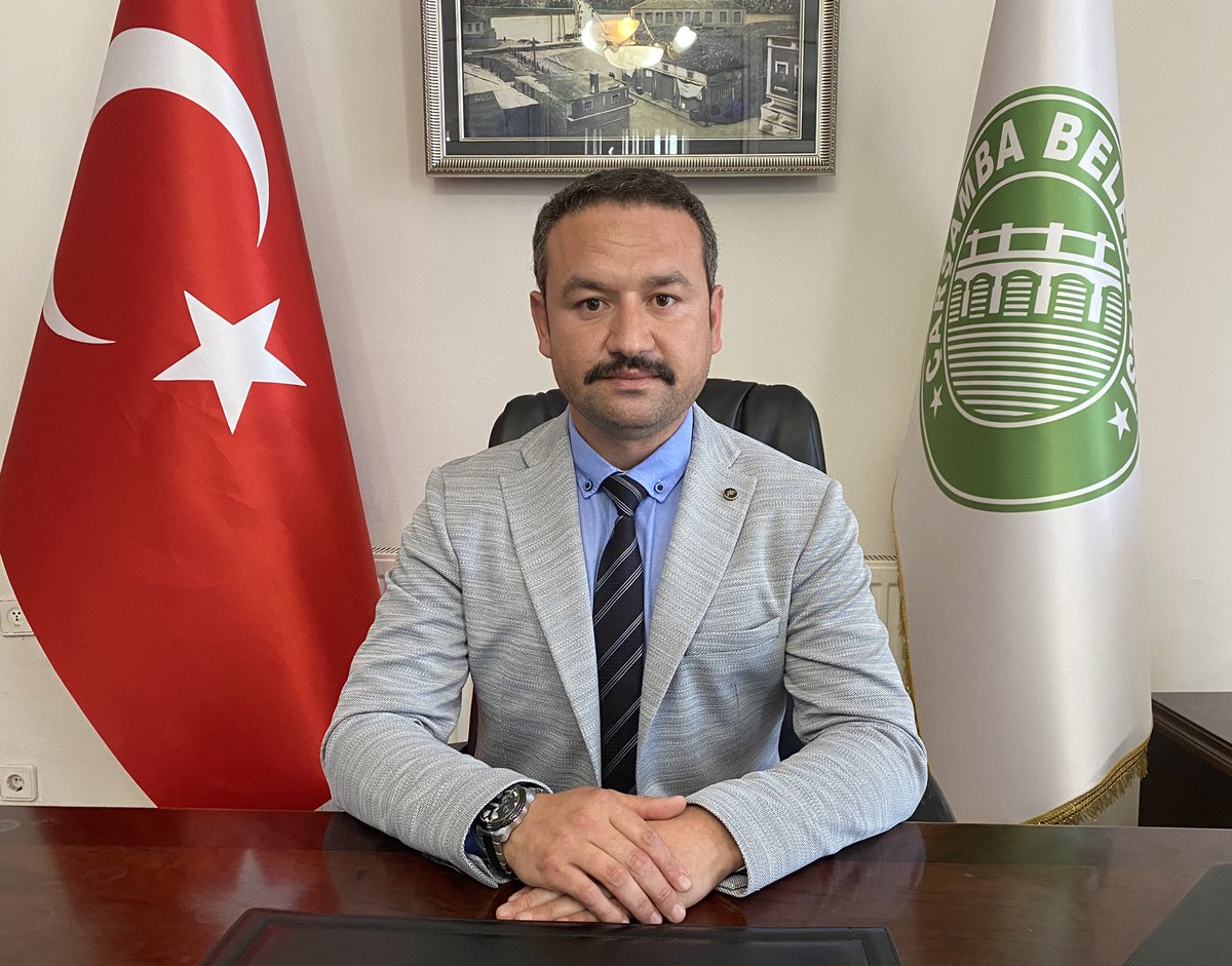 2010 yılından bugüne Belediyemiz İmar İşleri Müdürlüğü ve Fen İşleri Müdürlüğünde görev yapmış olan Sn. Kamil Öztürk Belediyemiz ’in Özel Kalem Müdürlüğü görevine atanmıştır. Yeni görevinde kendisine başarılar dilerim.