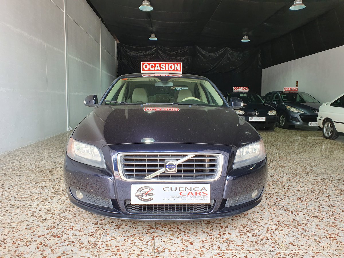 Volvo s80 2.4D KINECT 5 185 cv año 2006 249.000 km 12 meses de GARANTÍA y TRANSFERENCIA INCLUIDA en el precio.