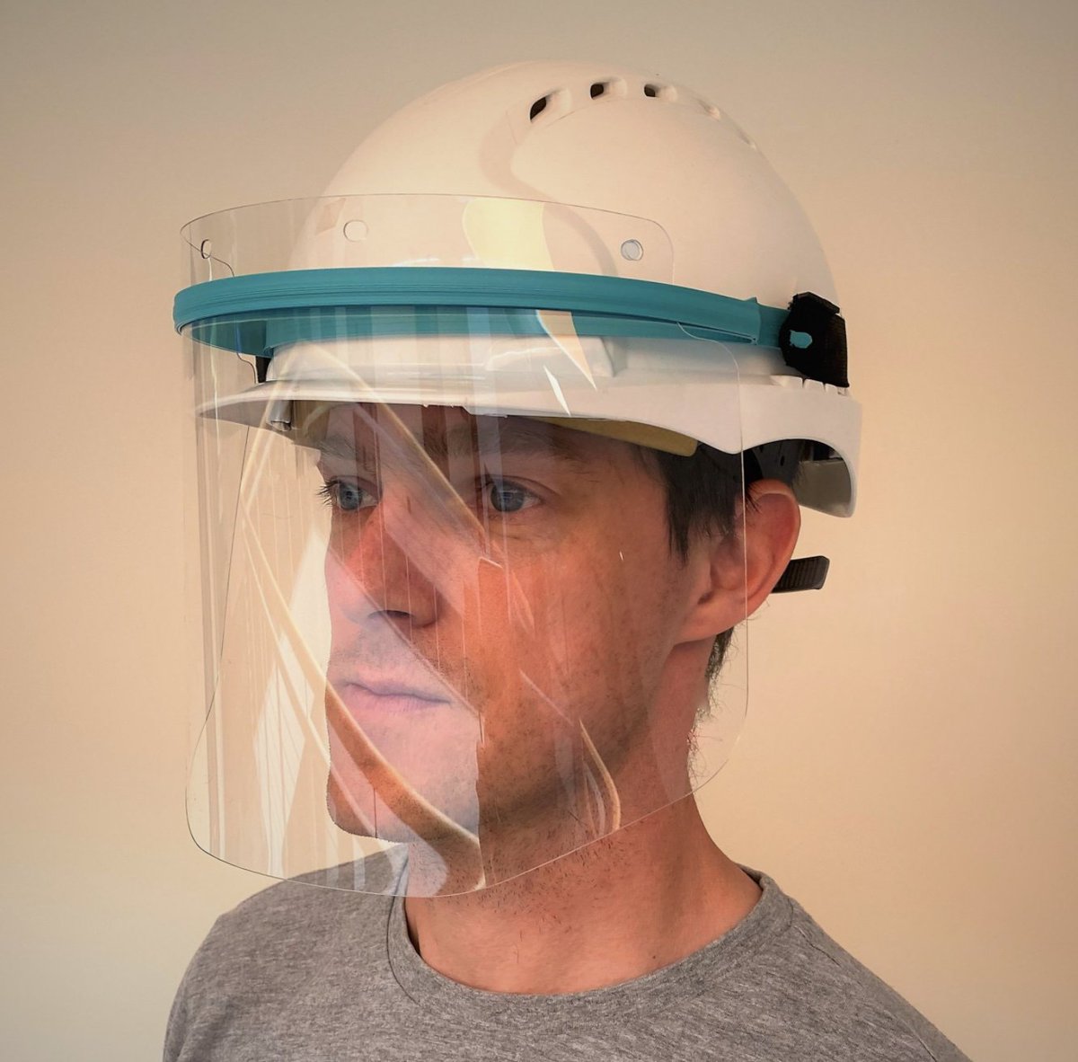 We understand that #business life is going to change in #Ireland for the coming months, and we want to help get your doors open again. Learn more about face shield protection for your employees here ow.ly/NvtR50zYHoQ