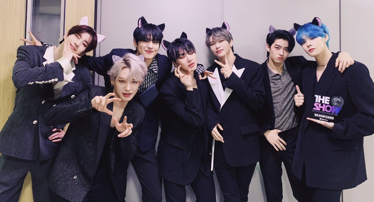 sons_junjun's tweet photo. 자랑스런 내새끼들~~~~💙💛

#VICTON #1위가수
#SEUNGWOO #한승우
#SEUNGSIK #강승식
#CHAN #허찬
#SEJUN #임세준
#HANSE #도한세
#BYUNGCHAN #최병찬
#SUBIN #정수빈 https://t.co/8XpkoVVYyd