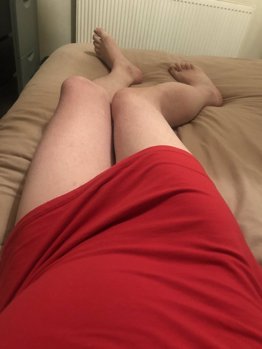 hardcoc43901174's tweet photo. Oh just pull my skirt up and take my knickers off https://t.co/5fW7JURqXs