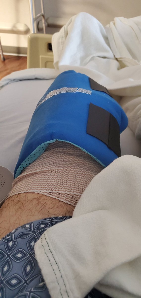 jburns1107's tweet photo. Day 2 after my knee replacement already up and making laps can't wait to get rehab in and try running again! https://t.co/Wtc9PIOu6a