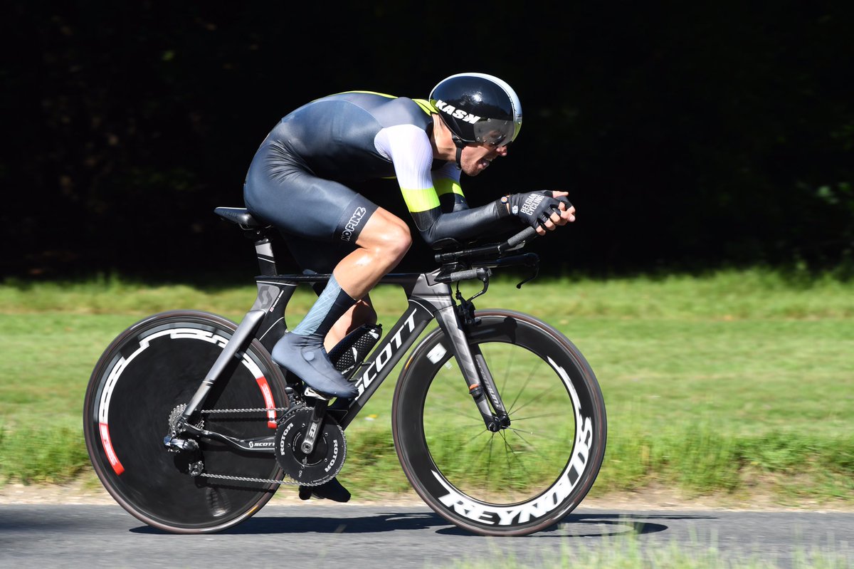 VeloUK's tweet photo. #2019 British Time Trial Championships - the weapons #bikes #TTBikes #bicycles #aero https://t.co/qf3bQqH2rP
