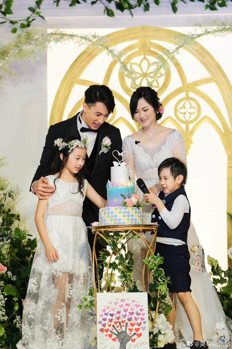 cdrama_update's tweet photo. 200609 #WuChun Studio weibo update
More - https://t.co/JELJm8Ze8n
#WuZun #LinLiying
#吴尊 #林丽吟
#婚前21天 #BeforeWedding https://t.co/WfL6QlOs8m