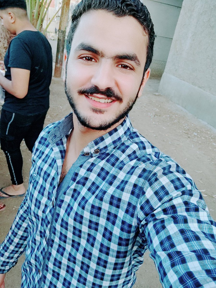 AboHash84054572's tweet photo. ايام وتبدأ المذبحه 💔
3 ث . معانا يارب 👐 https://t.co/eEsJPBmNku