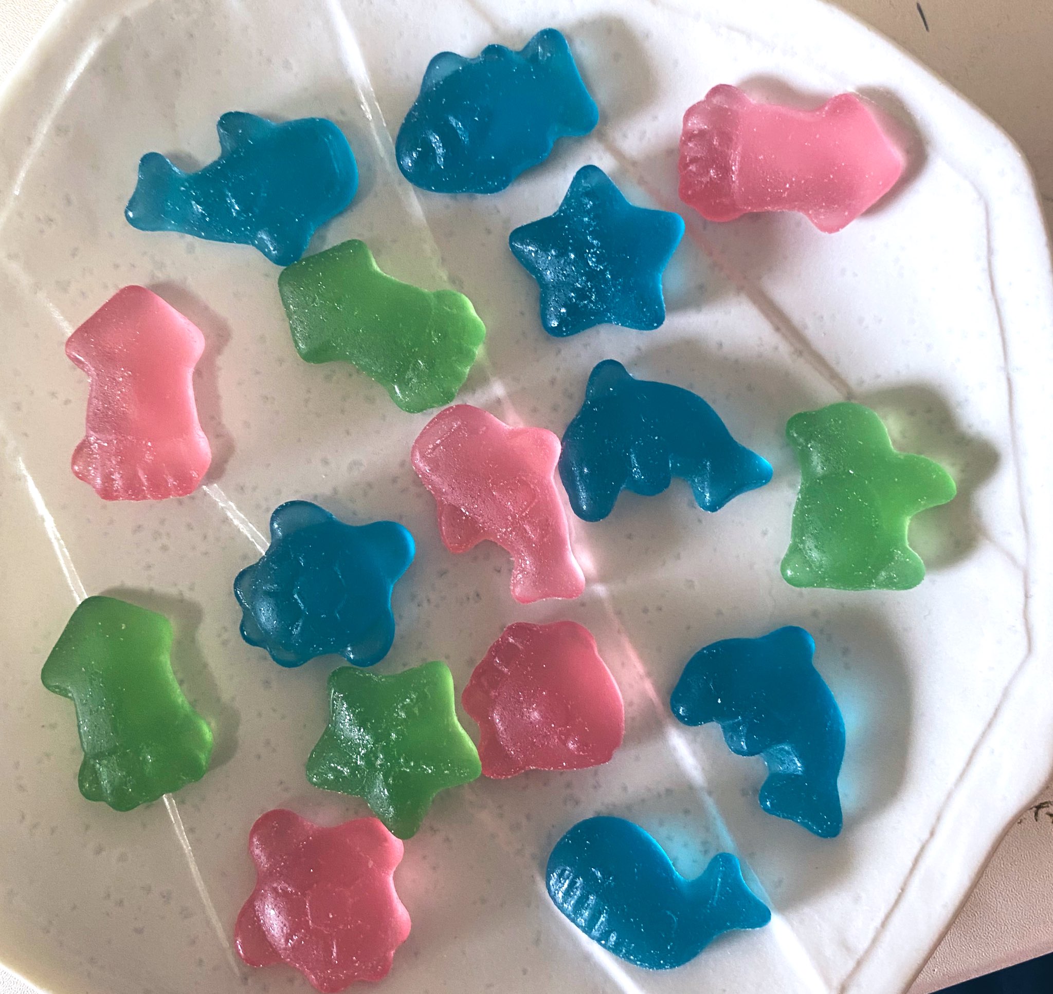 シアばたぁ ケンケンぱ 可愛いお魚グミを発見 お魚グミ 可愛いお菓子 T Co G1mtlx5wco Twitter