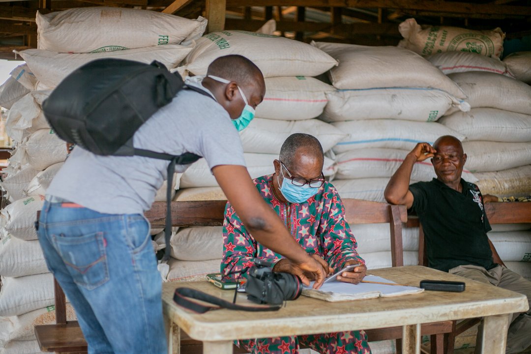 sholaanimashaun's tweet photo. ...And there are more stories that needs to be told. Honored that these amazing farmers shared their truth, they took our team @S4AfricaSMEs and @saproductionz and I around and we were humbled.
#TheAfricaFarmersStories
#Support4AfricaSMEs
#SAProductionz https://t.co/5gIcIev0QD