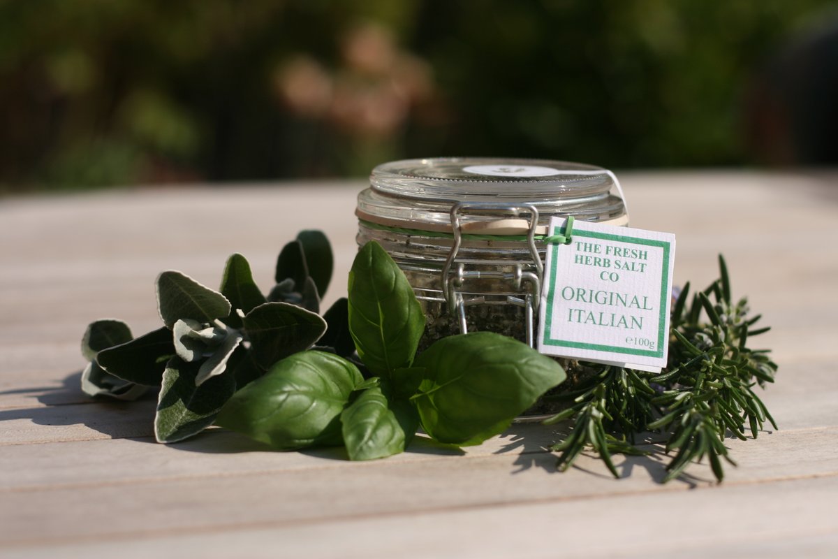 herb_fresh's tweet image. So excited to be included in the online shop  @worsteadestate The perfect accompaniment with #wagu #beef and #beefboxes. #bbq season is here - always be ready what ever the weather!  Support #localbusiness #norfolk #TuesdayThoughts #farmermarkets #holkham #foodfestival