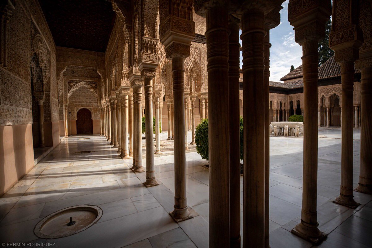 alhambracultura's tweet photo. Ganas de verte... La #Alhambra abrirá sus puertas a los visitantes el próximo 17 de junio. ¡Te esperamos! #VuelvealaAlhambra, vuelve a #Granada @CulturaAND @AndaluciaJunta https://t.co/wq4xUr4lba