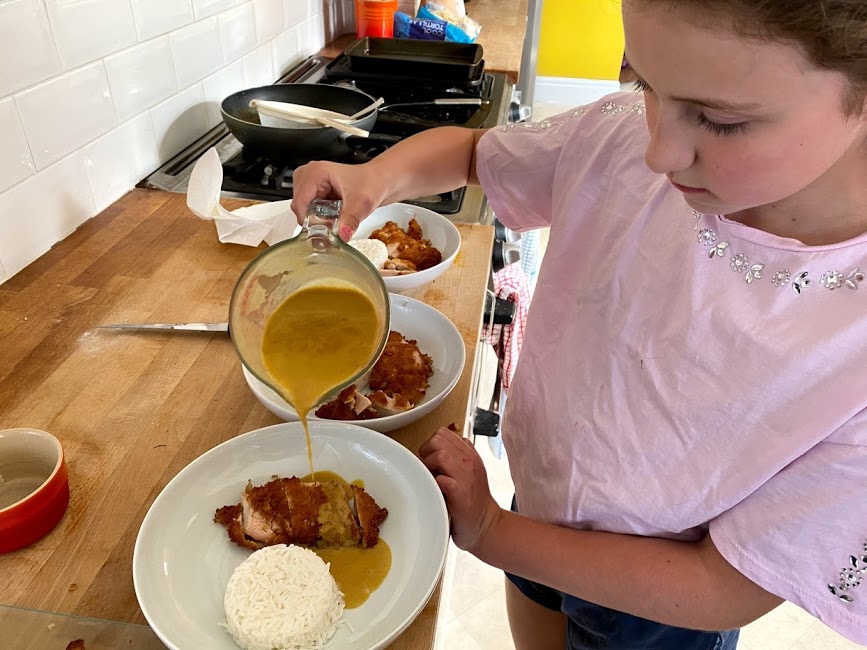wooltonprimary's tweet image. Isabel made Katsu curry as part of her Japan project! #WPSHomeLearning 👏✔️👏