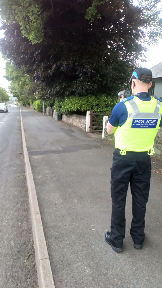 PCSOs Kieran Turner and Jim Newns conducted speed gun on Buxton Road #Macclesfield on two separate times this morning #FATAL5 #speedkills #turnersturf #jimsnews #macceastandsuttonpolice