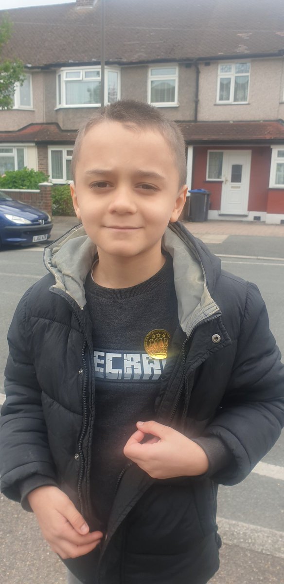 Katie_Tilcock4's tweet photo. He's my little super star 😍 #GoldSticker @HPAMerton https://t.co/4WT7D55Iho