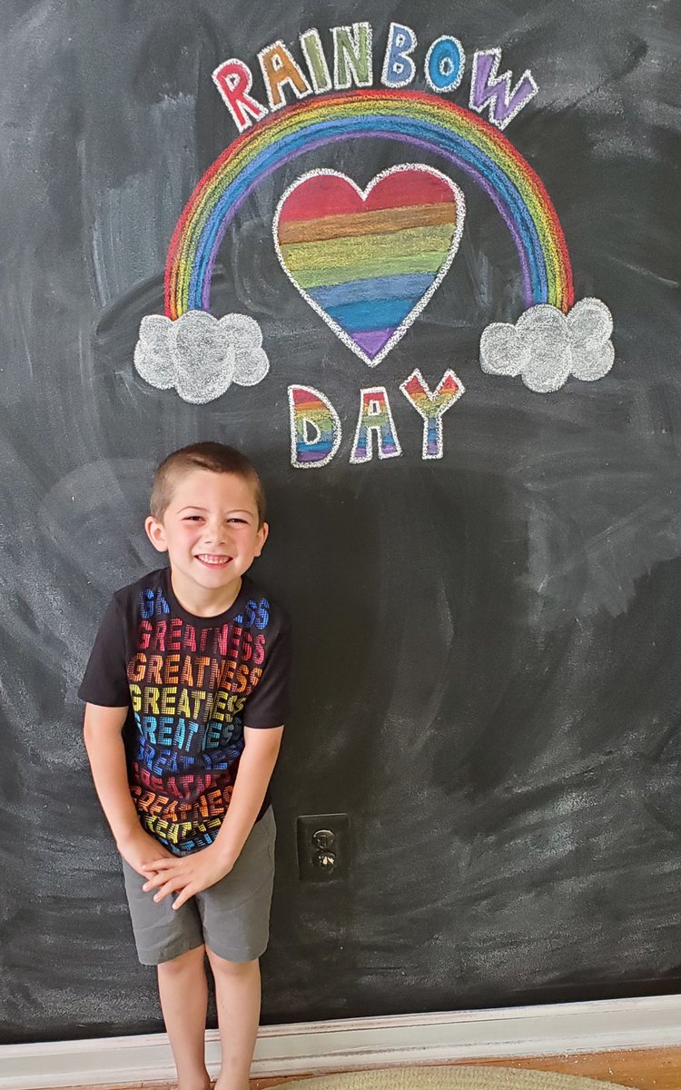 MTL_HS_K's tweet photo. On the 9th to last day of Kindergarten, we celebrated the letter R with Rainbow Day! We read books about rainbows and dressed in rainbow colors! https://t.co/u5zgZ0hzrA