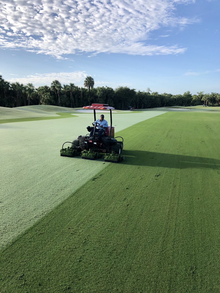 DarrenJDavisGCS's tweet photo. 7 fairway #oldefloridagolfclub #brokenclouds at #sunrise #golfcoursesuperintendent #thisismyoffice #swfl #golf @thetorocompany @FGCSA https://t.co/kpLj3IX3TN