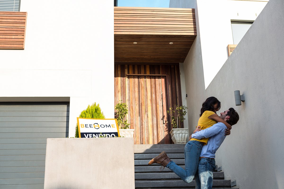 BeeHome_'s tweet photo. ¡¡Nos estrenamos en Twitter!!

Toma nuestros 3 Consejos, 2 Trucos y 1 Regla de Oro para vender tu vivienda de forma rápida:
 
https://t.co/5DxP3qmeSe

#inmobiliaria #Madrid #España #realestate #casa #piso #venta #vivienda https://t.co/4G2R9qBJF1