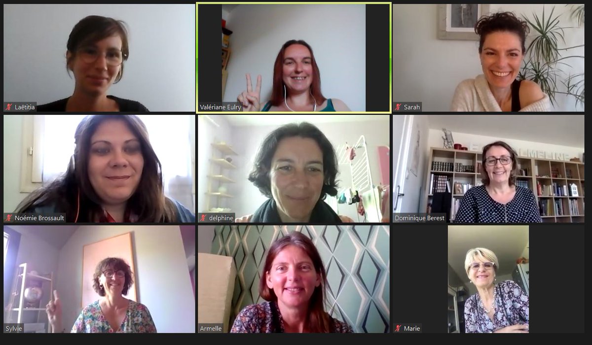 FemmesBretagne's tweet photo. Zoom sur un #atelier animé en visio depuis #Dinard 👩💻 "Merci beaucoup à Armelle Jaso pour cet atelier autour des #émotions qui a été très éclairant pour nous toutes 🙏 Merci à toutes les participantes, c'est toujours un moment de #bonheur d'échanger avec vous" 😍 #FdeB https://t.co/m5BT0Ig0AQ